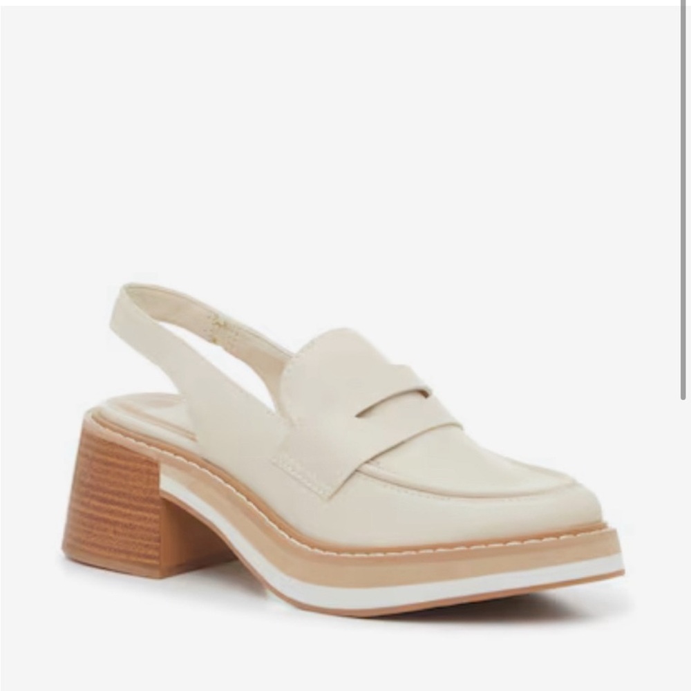 Dolce Vita Hattie Stella Ivory Loafers - Sz 7 - NWT